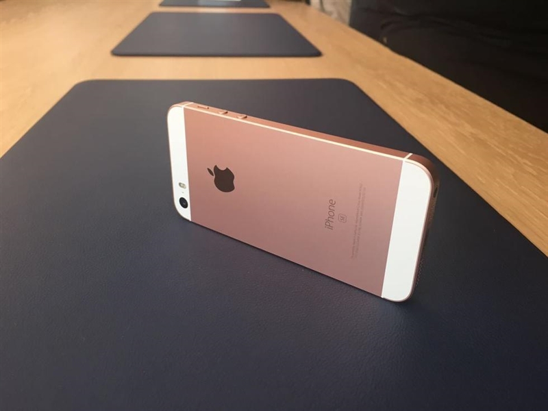 iPhone SE图赏+上手体验：颜值秒iPhone 6S！