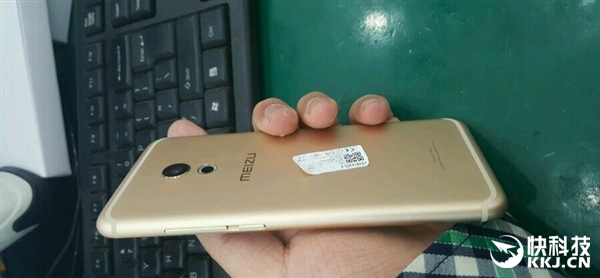 魅族PRO 6真机完整曝光 国产iPhone 6s又增新成员