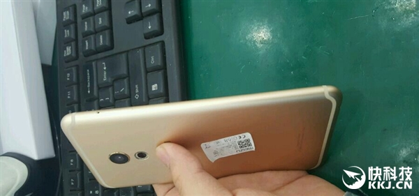 魅族PRO 6真机完整曝光 国产iPhone 6s又增新成员