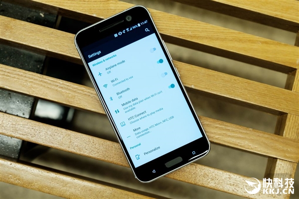 3799元/骁龙652！HTC 10高清上手图赏：又要逆天