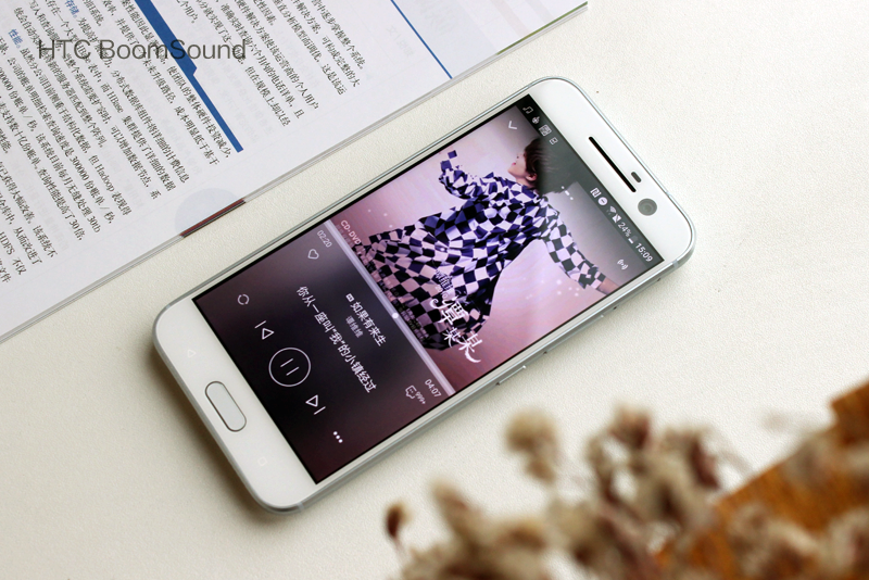 3799元！HTC 10上手体验：拍照媲美GS7