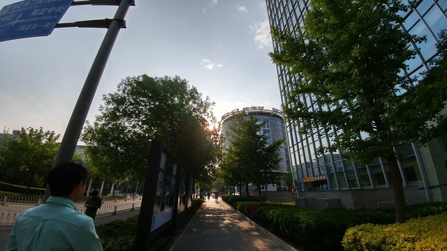 LG G5:一款模块化+双摄像头的不羁之作 