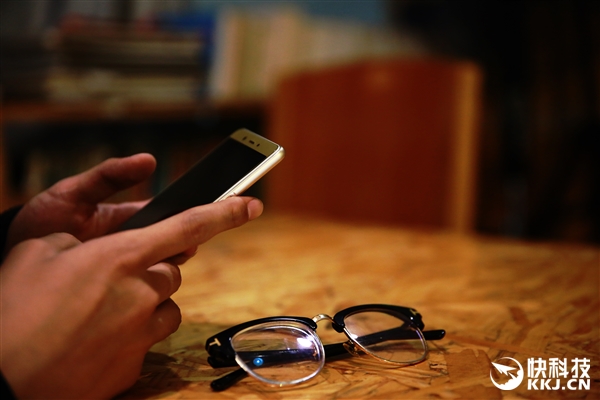 nubia全金属新机X8大曝光：6.44寸+骁龙820！