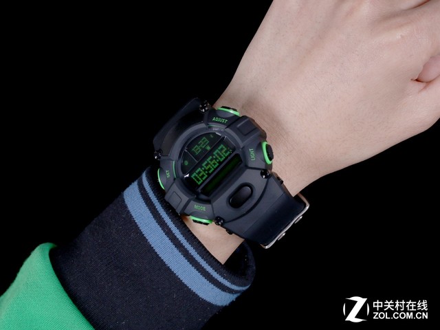 信仰充值 雷蛇Nabu Watch智能手表体验 