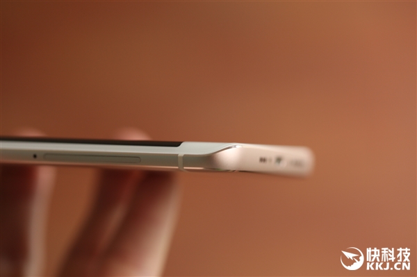 帅爆！《美国队长3》定制Xplay5旗舰版图赏