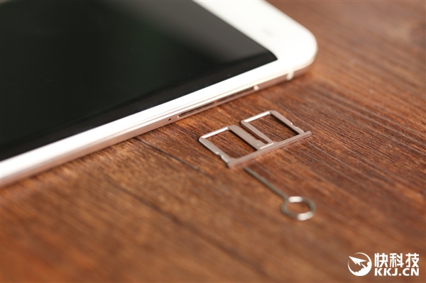 帅爆！《美国队长3》定制Xplay5旗舰版图赏