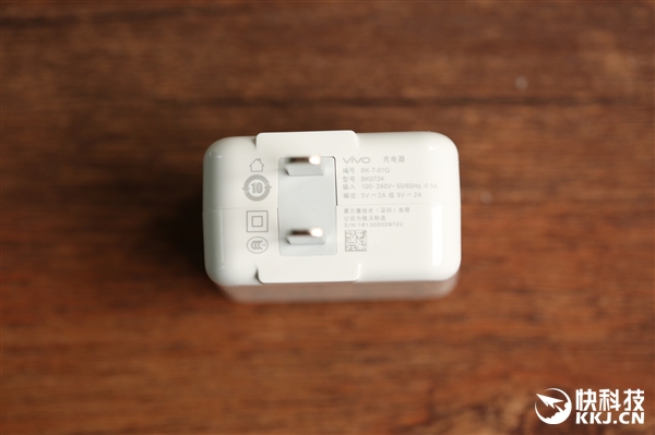 帅爆！《美国队长3》定制Xplay5旗舰版图赏