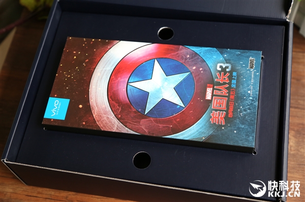 帅爆！《美国队长3》定制Xplay5旗舰版图赏