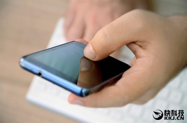 台湾厂商减产手机屏：国产手机悲催