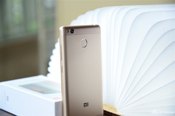 4100mAh电池轻松用2天：699红米3S高清图赏