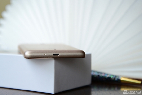 4100mAh电池轻松用2天：699红米3S高清图赏