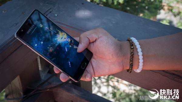 干掉伪后台！一加3官方解锁6GB内存