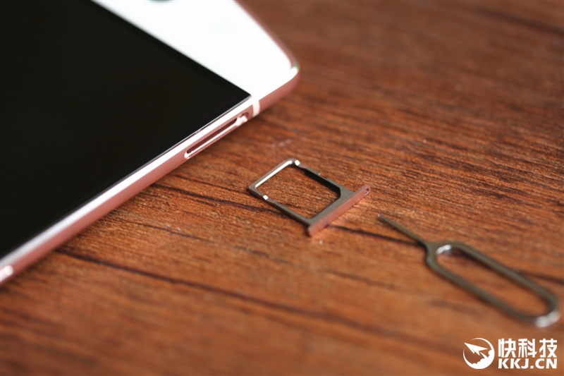 前置2100万美颜效果如何？美图M6评测