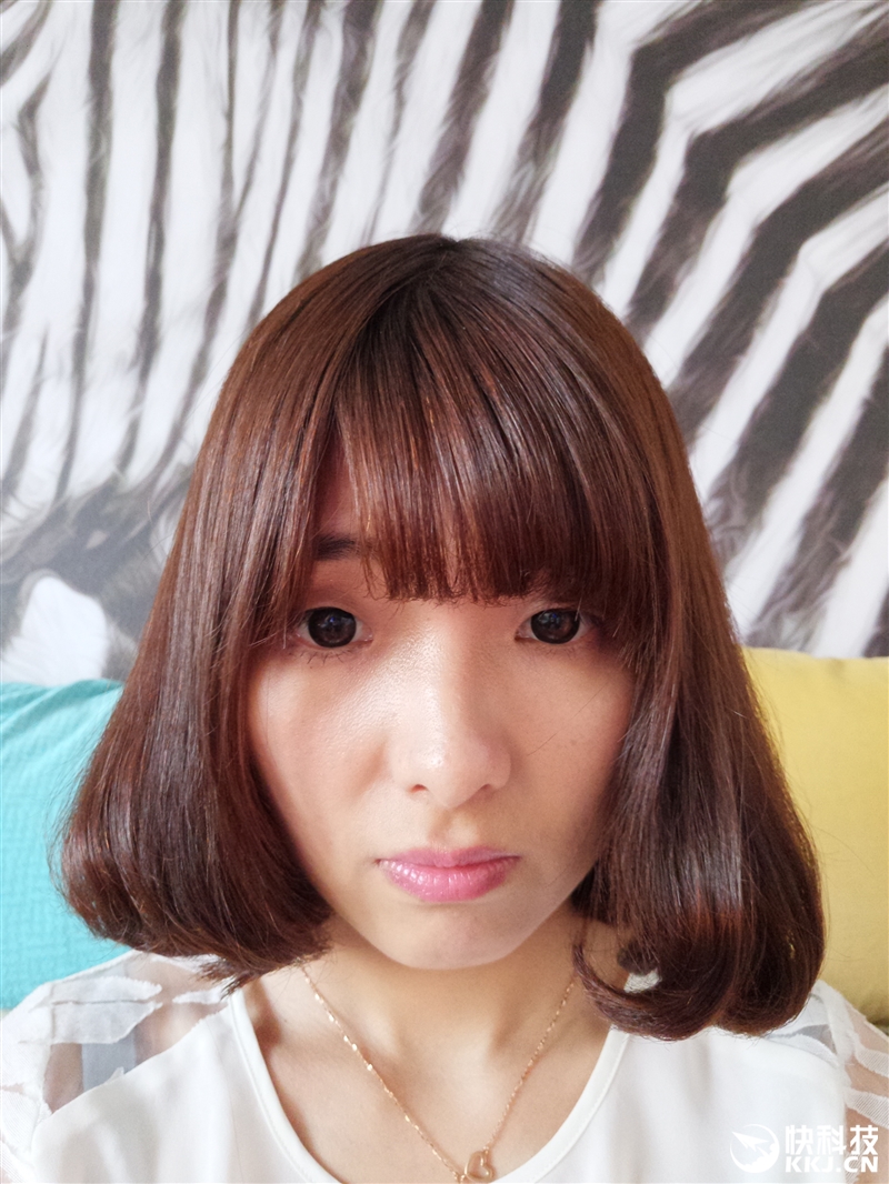 前置2100万美颜效果如何？美图M6评测