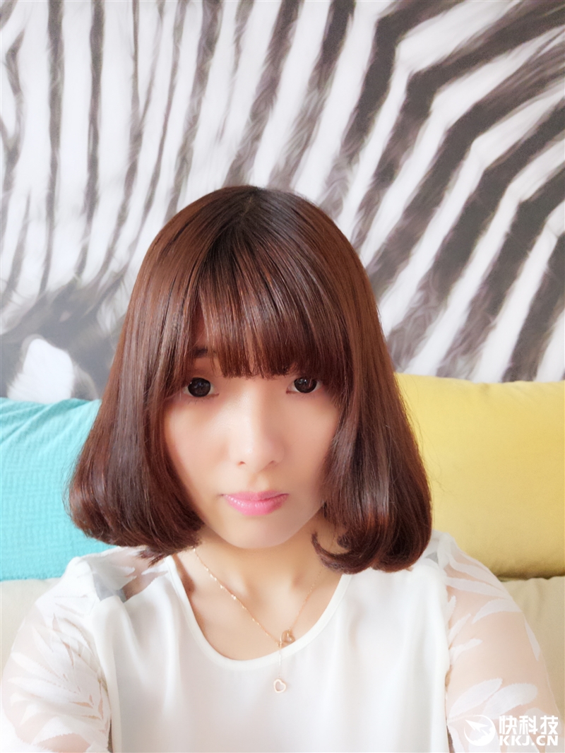 前置2100万美颜效果如何？美图M6评测