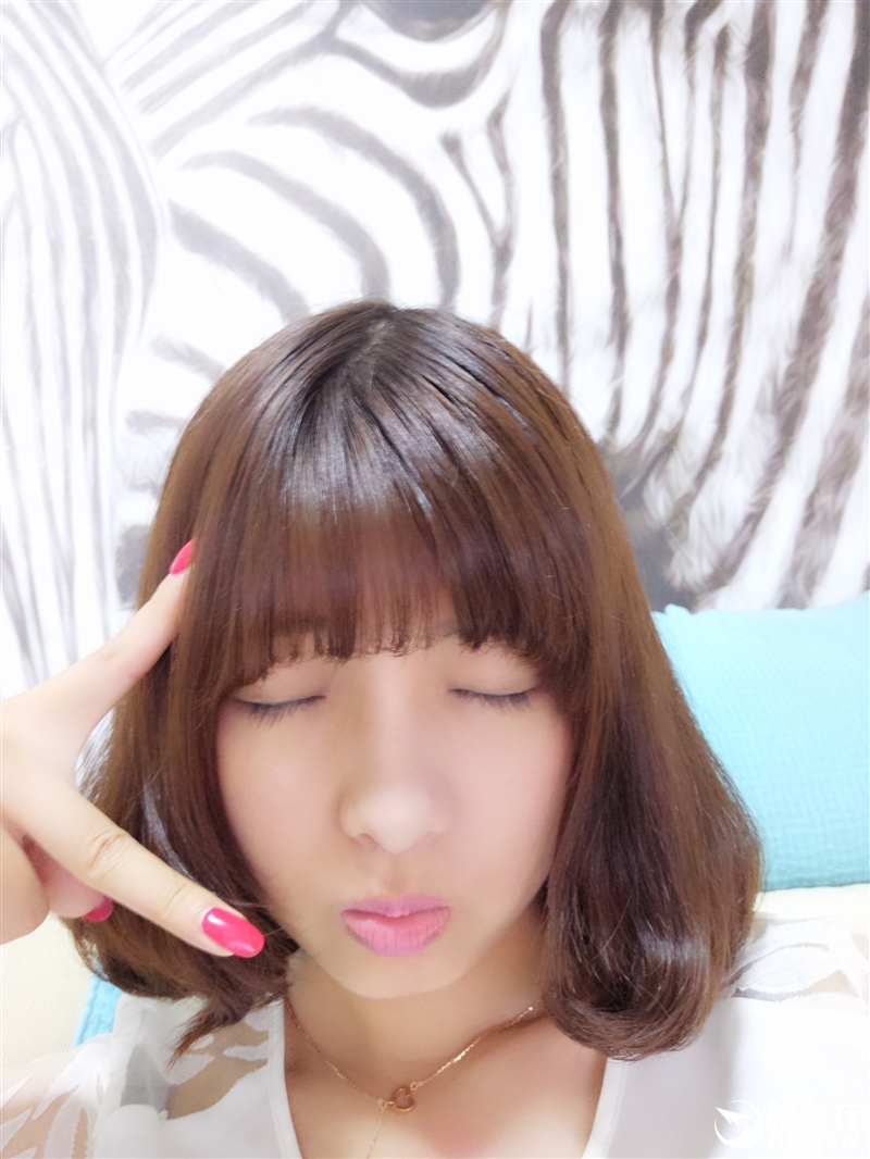 前置2100万美颜效果如何？美图M6评测