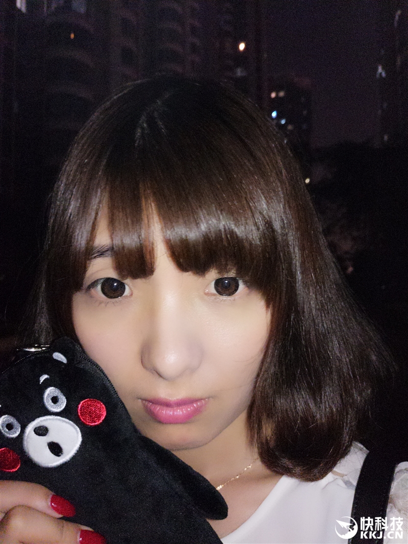 前置2100万美颜效果如何？美图M6评测