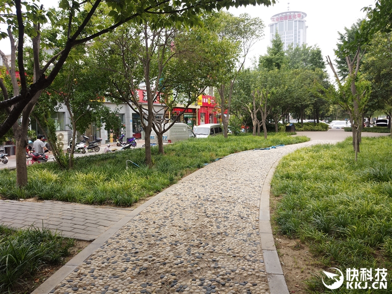 前置2100万美颜效果如何？美图M6评测