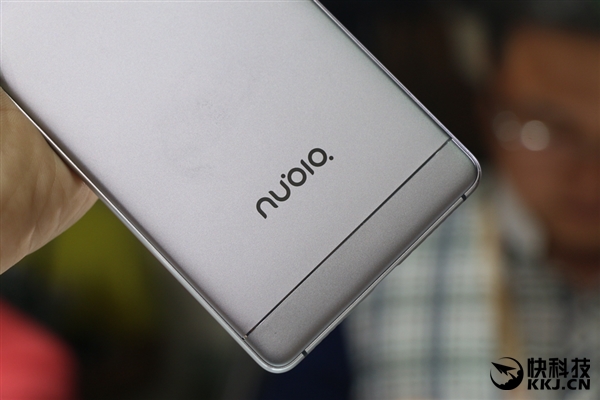 2499元！nubia新旗舰Z11现场上手图赏：无边框超帅
