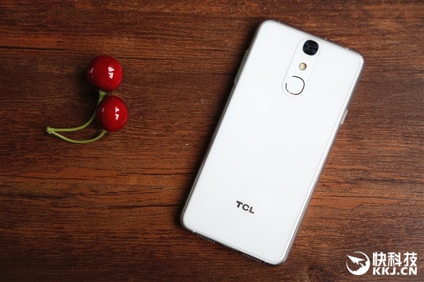 1993元！TCL 750正式发布：主打文艺气质