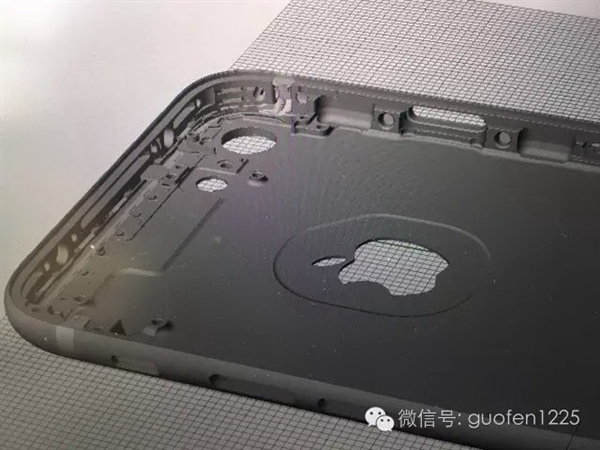 iPhone 7 Plus工程图曝光：Pro版配置超高