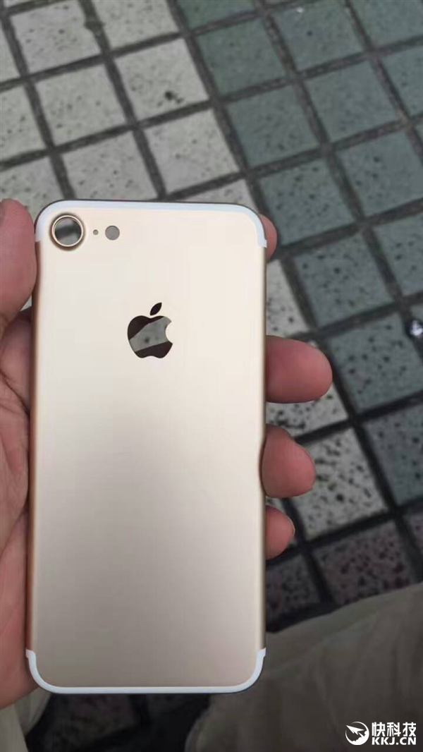 从此无秘密！iPhone 7/7 Pro外观超清曝光