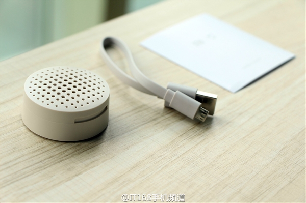 29元小米电蚊香实拍图赏：轻盈极简防味