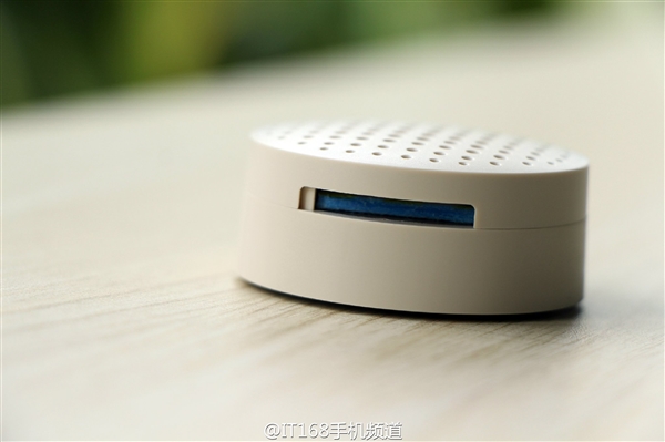 29元小米电蚊香实拍图赏：轻盈极简防味