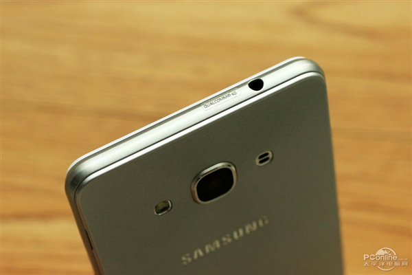799元！三星中国首发新机J3 Pro图赏：后壳塑料玩绝