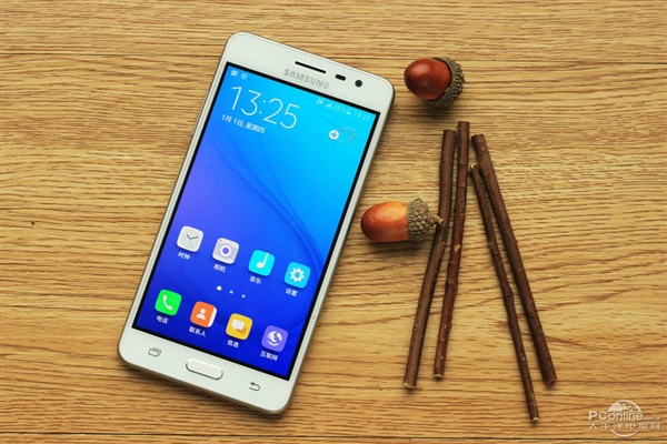 799元！三星中国首发新机J3 Pro图赏：后壳塑料玩绝