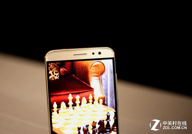 配置均衡/长续航 华为麦芒5全面评测 