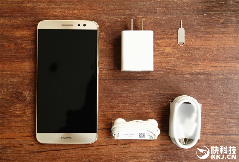 2399元超越电信机！华为麦芒5首发评测