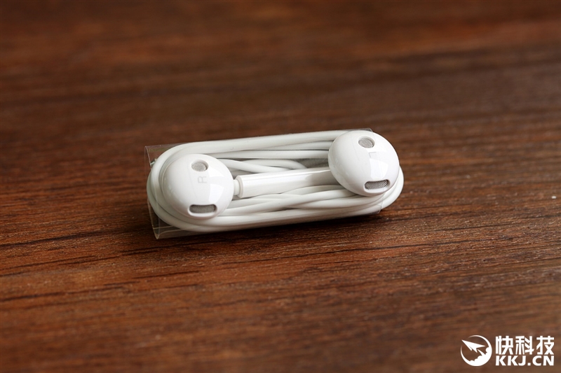 2399元超越电信机！华为麦芒5首发评测