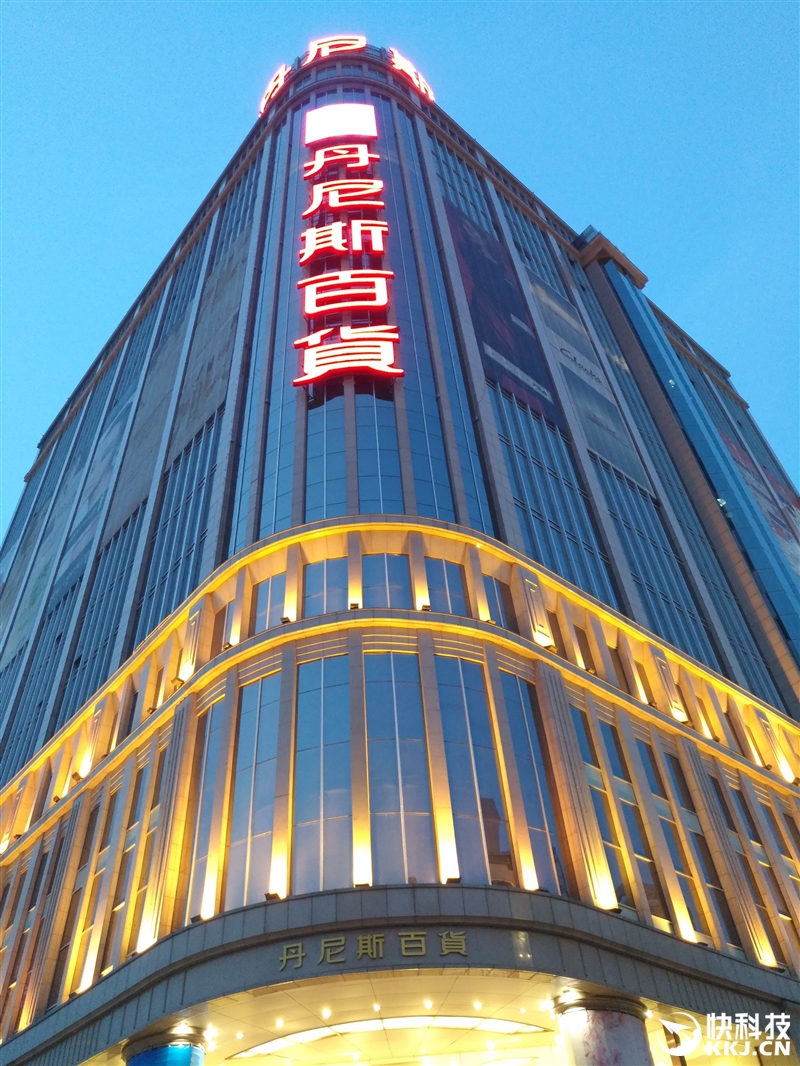 2399元超越电信机！华为麦芒5首发评测