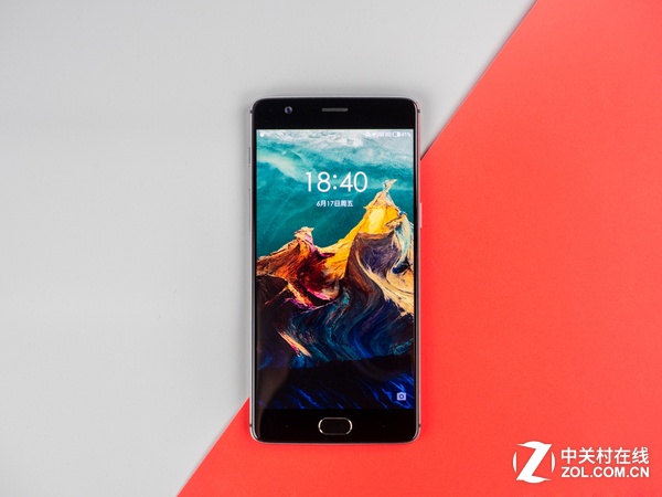 手机热销不看价 千元or旗舰你选哪个？ 