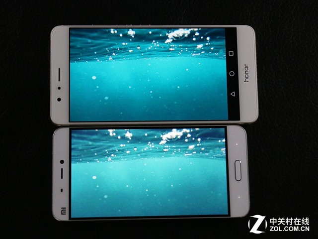 尖Phone对决:双摄荣耀V8对比小米手机5 