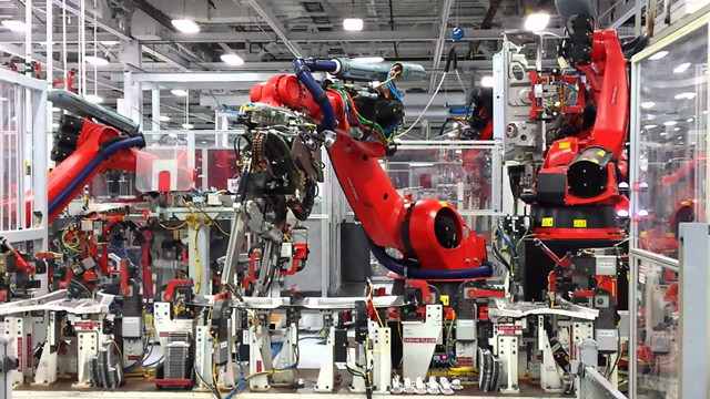 马斯克嫌人工太慢 以后汽车生产全自动化 