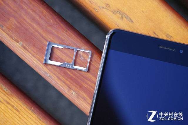 终于走上了大屏的路 魅蓝Max抢先体验 