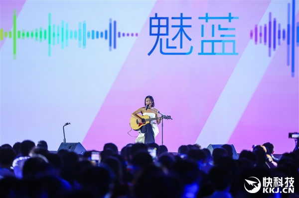 东西方美女斗艳：魅蓝Max发布会的妹纸们