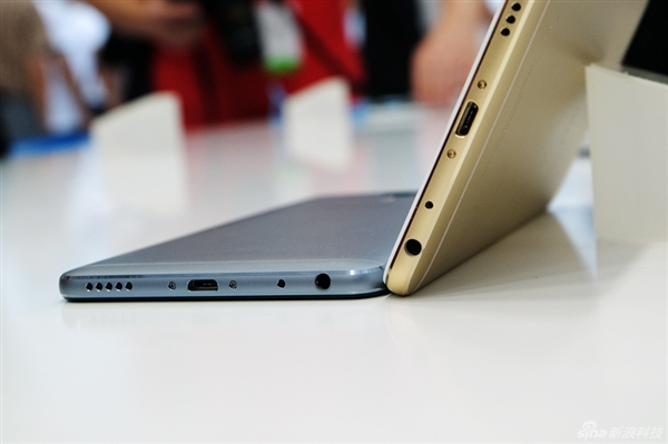 年轻人第一部时尚商务机？魅蓝Max现场图赏：四色集齐