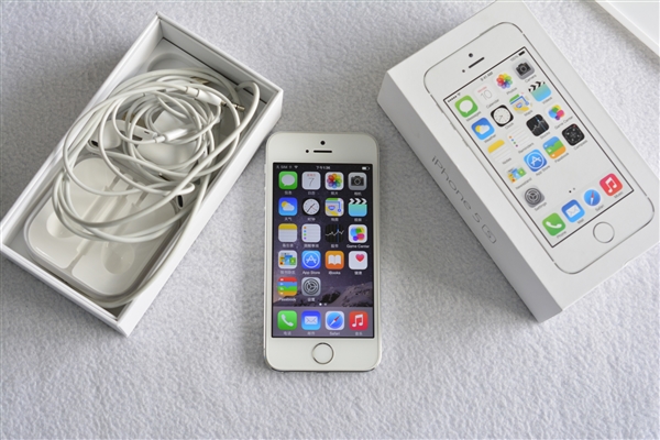 iPhone 7包装盒曝光！史上最丑...