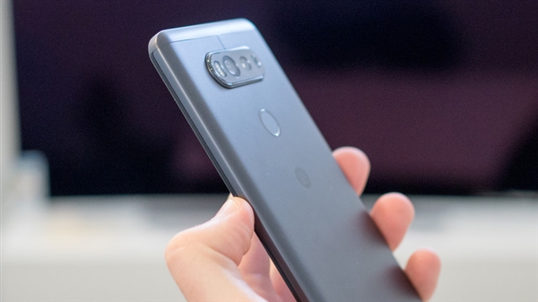 可拆电池我只服LG！新旗舰V20图赏：双屏双摄 HiFi炸裂