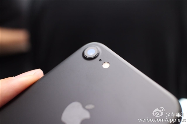 iPhone 7官方+现场图赏：最美颜色最坑！
