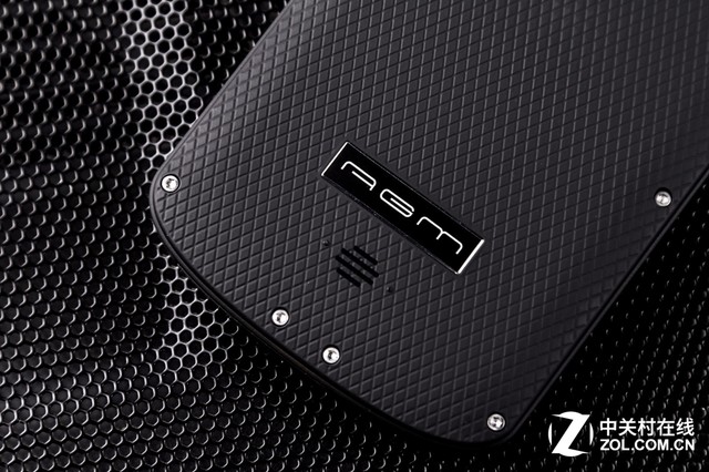 用双摄去记录世界 AGM X1旅行手机评测 