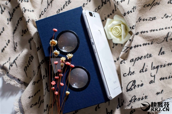 2799元！荣耀V8新增陶瓷白：2K＋双摄