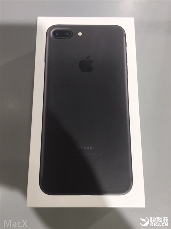 iPhone 7 Plus国行开箱一览：磨砂黑也很帅