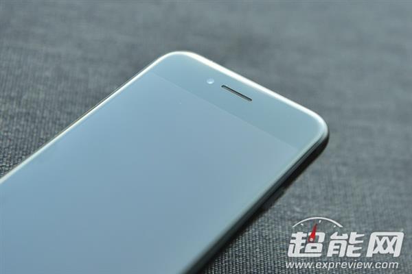 这就是苹果的小七！iPhone 7手机开箱图赏