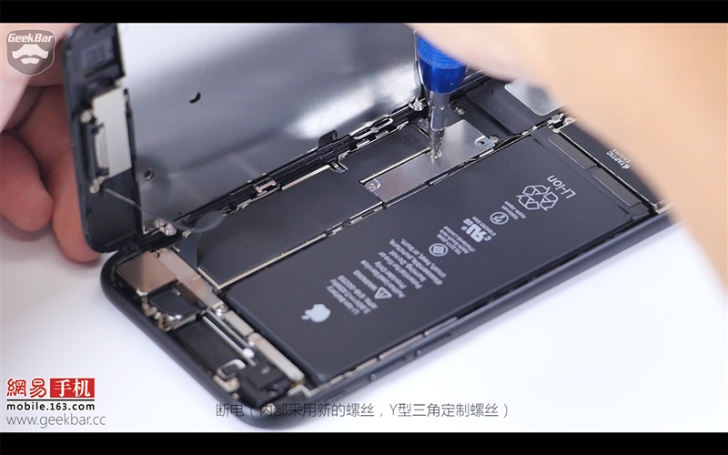 iPhone 7详细拆解：电池1960mAh良心 2G+128G TLC