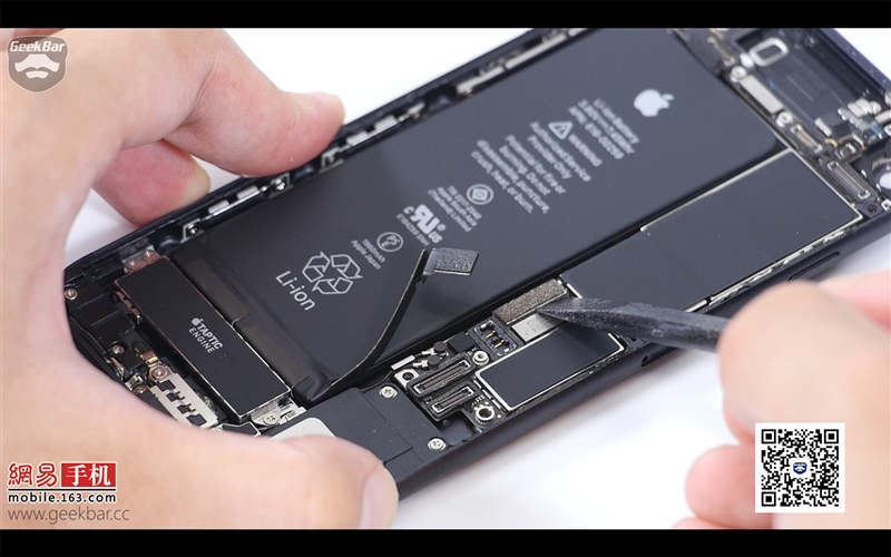 iPhone 7详细拆解：电池1960mAh良心 2G+128G TLC