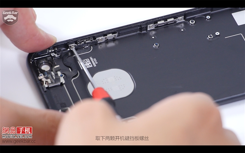 iPhone 7详细拆解：电池1960mAh良心 2G+128G TLC
